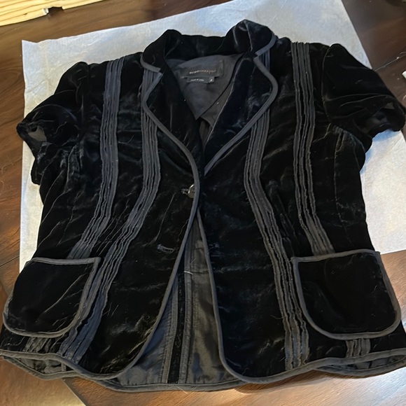 BCBGMaxAzaria Boho Velvet trimmed puff cap sleeve pocket front button jacket - Picture 6 of 14